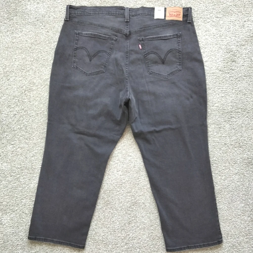 NWT 24W Levi's Wedgie Straight Distressed Jeans - Picture 13 of 14
